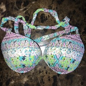 Victoria’s Secret swim top (A19)